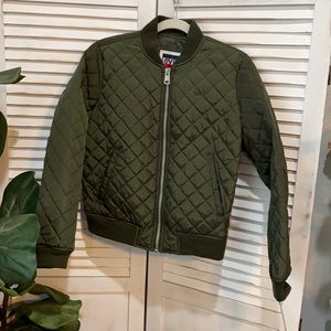 NWT Women’s Levi’s Bomber Jacket
